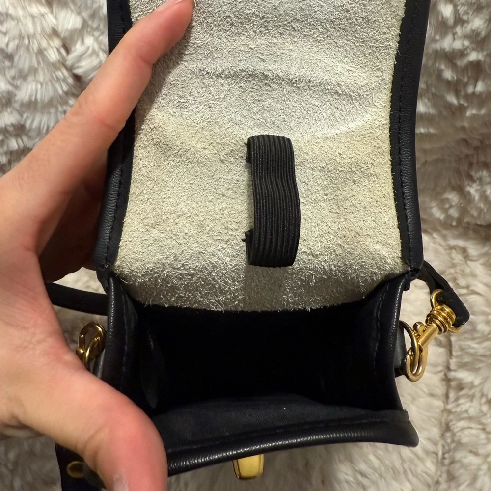 Coach dupe black crossbody bag with gold hardware - Picture 3 of 3
